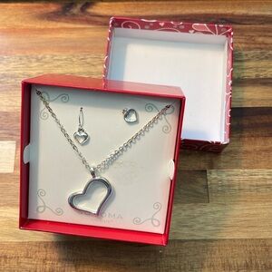 Sonoma Silver Tone Heart Set Earrings & Necklace. New In Box. P/M